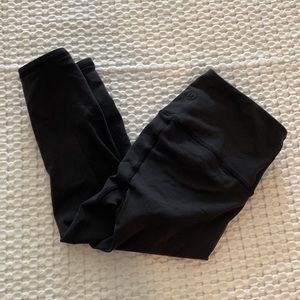 Lululemon Reveal Crop (15")